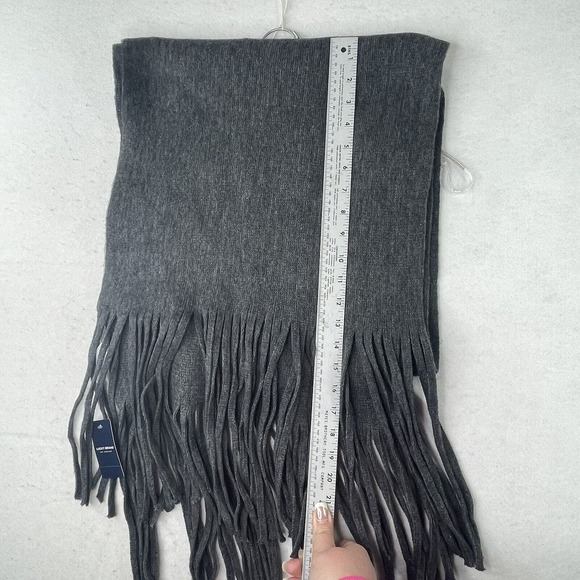 NEW $70 Lucky Brand Scarf 16"x88" Gray Fringe Poly/Acrylic Soft Warm Long - Picture 9 of 12
